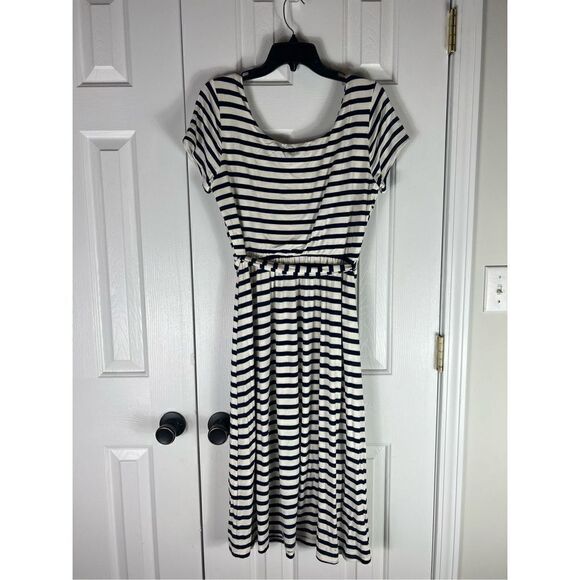 Nwt Gilli Womens Aubrie Striped MIDI Dress Size Large - Picture 3 of 4